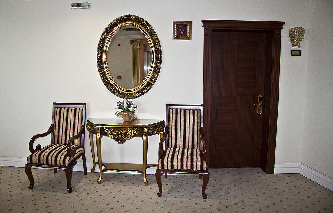 Stone Bridge Hotel Skopje Zimmer foto