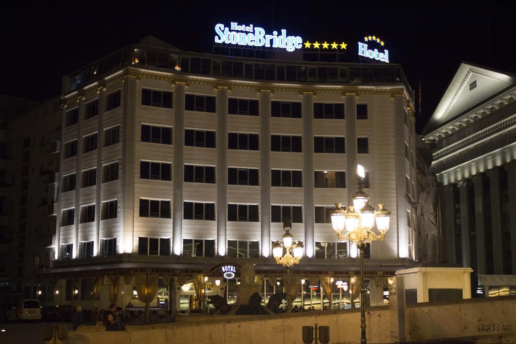 Stone Bridge Hotel Skopje Exterior foto